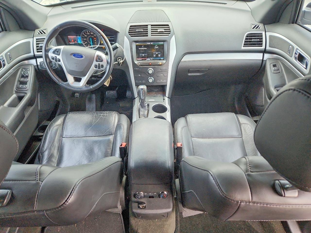 2013 FORD EXPLORER XLT photo 8