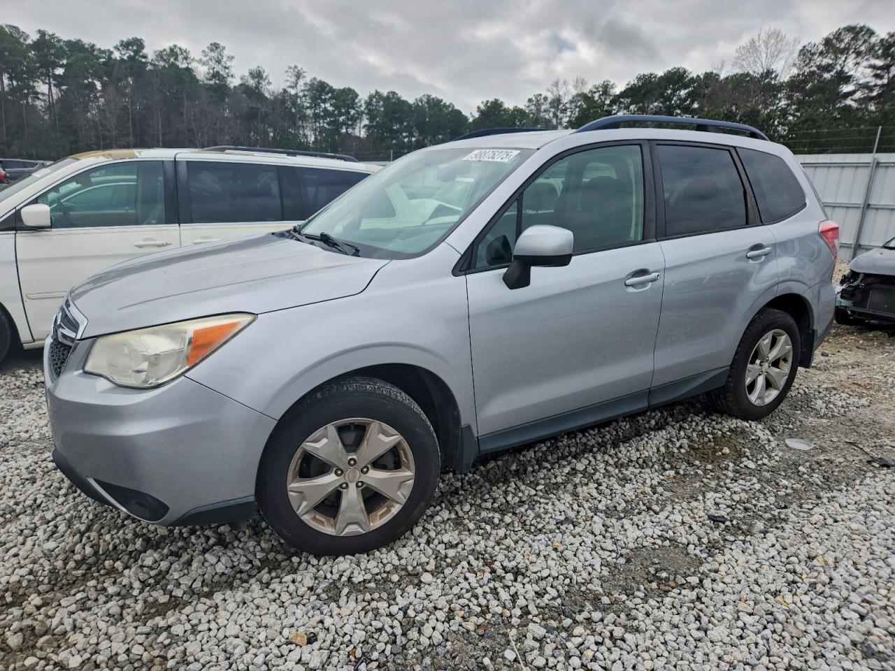 2015 SUBARU FORESTER