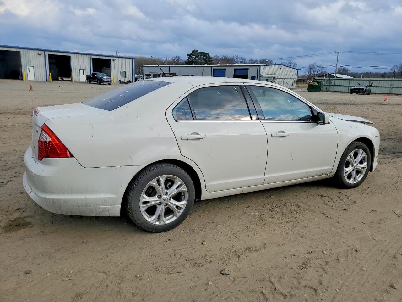 2012 FORD FUSION SE photo 3