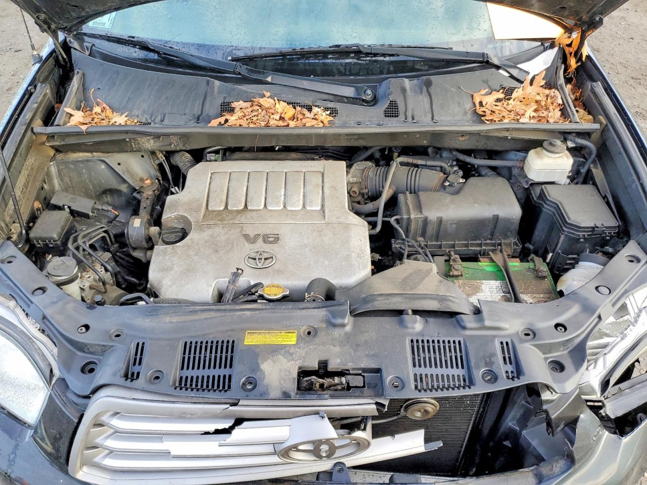 2010 TOYOTA HIGHLANDER photo 34