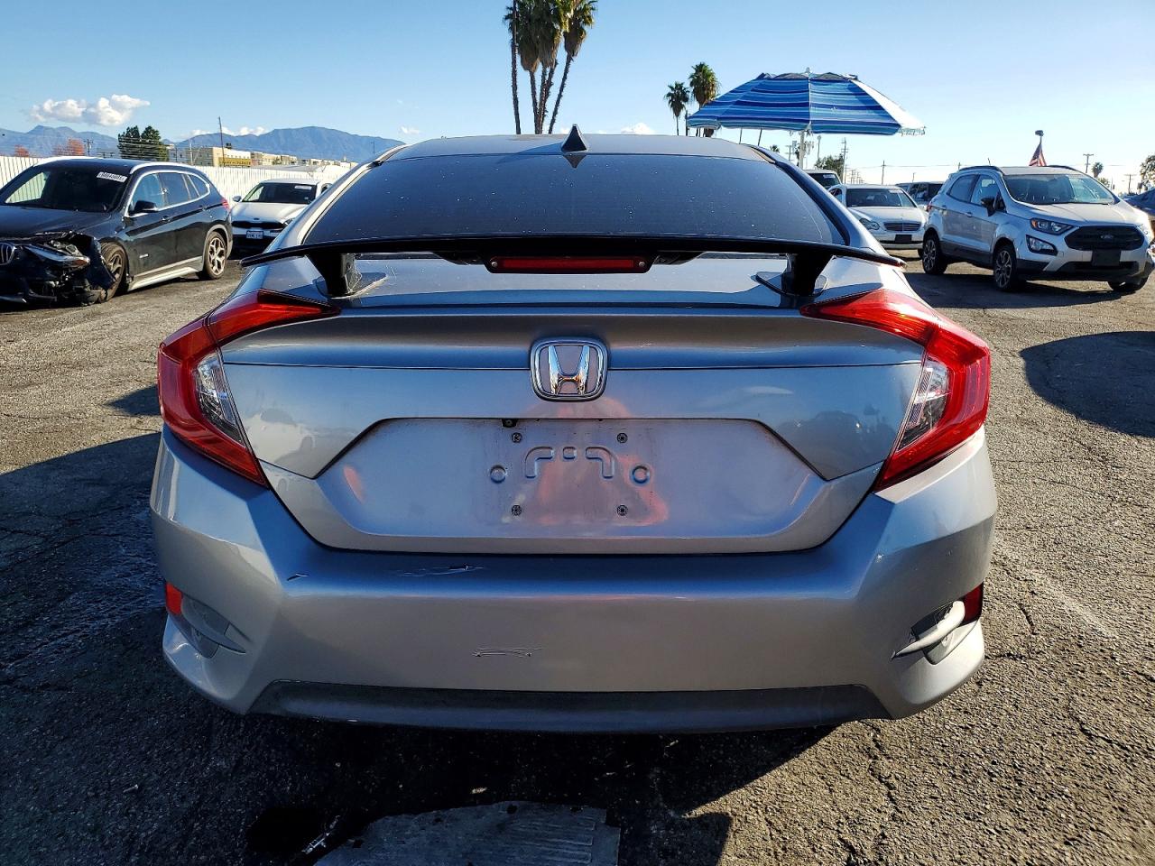 2016 HONDA CIVIC LX photo 6