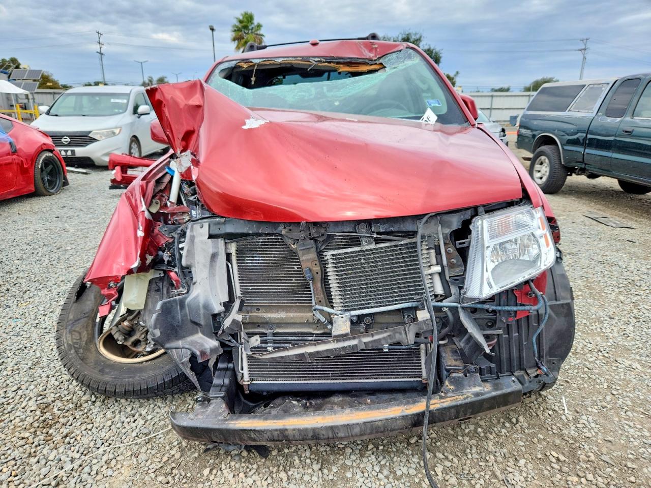 2010 NISSAN PATHFINDER photo 5
