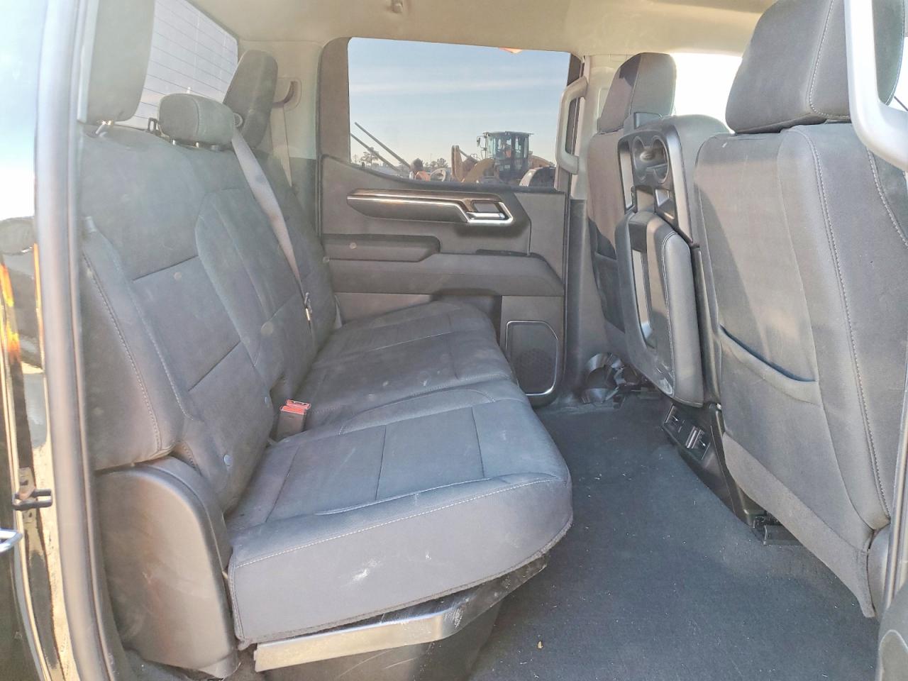 2024 CHEVROLET SILVERADO C1500 LT photo 19