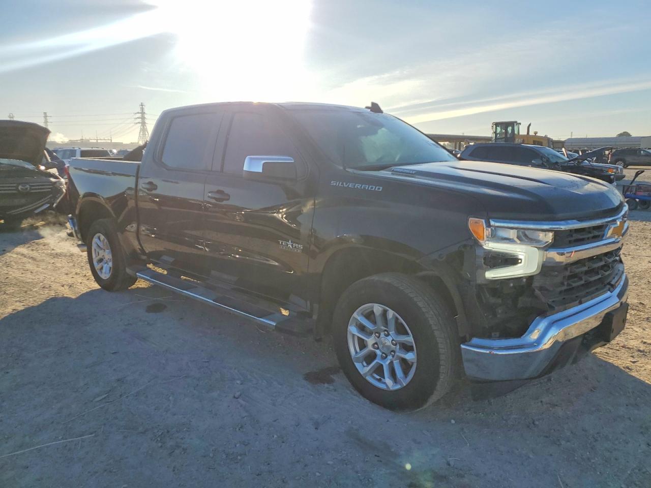 2024 CHEVROLET SILVERADO C1500 LT photo 7
