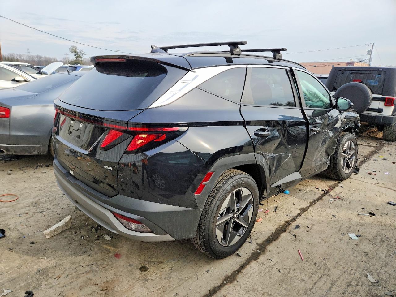 2025 HYUNDAI TUCSON SEL photo 5