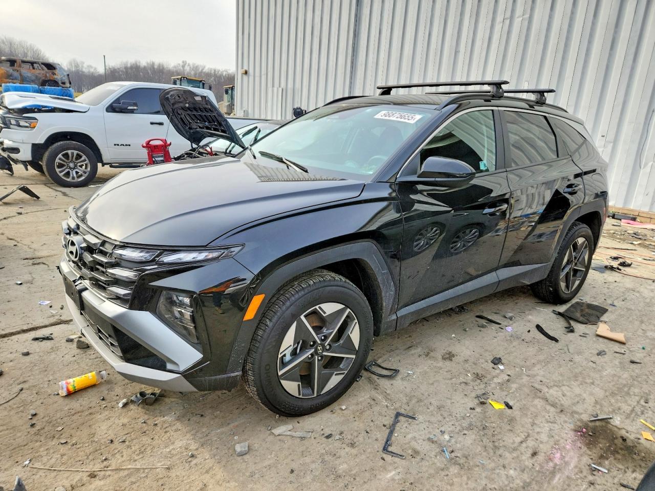 2025 HYUNDAI TUCSON SEL photo 2