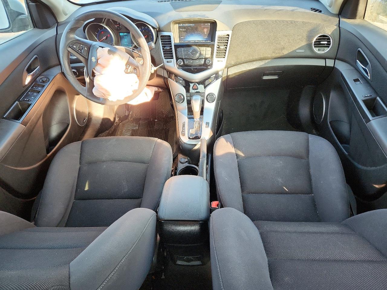 2016 CHEVROLET CRUZE LIMITED LT photo 8