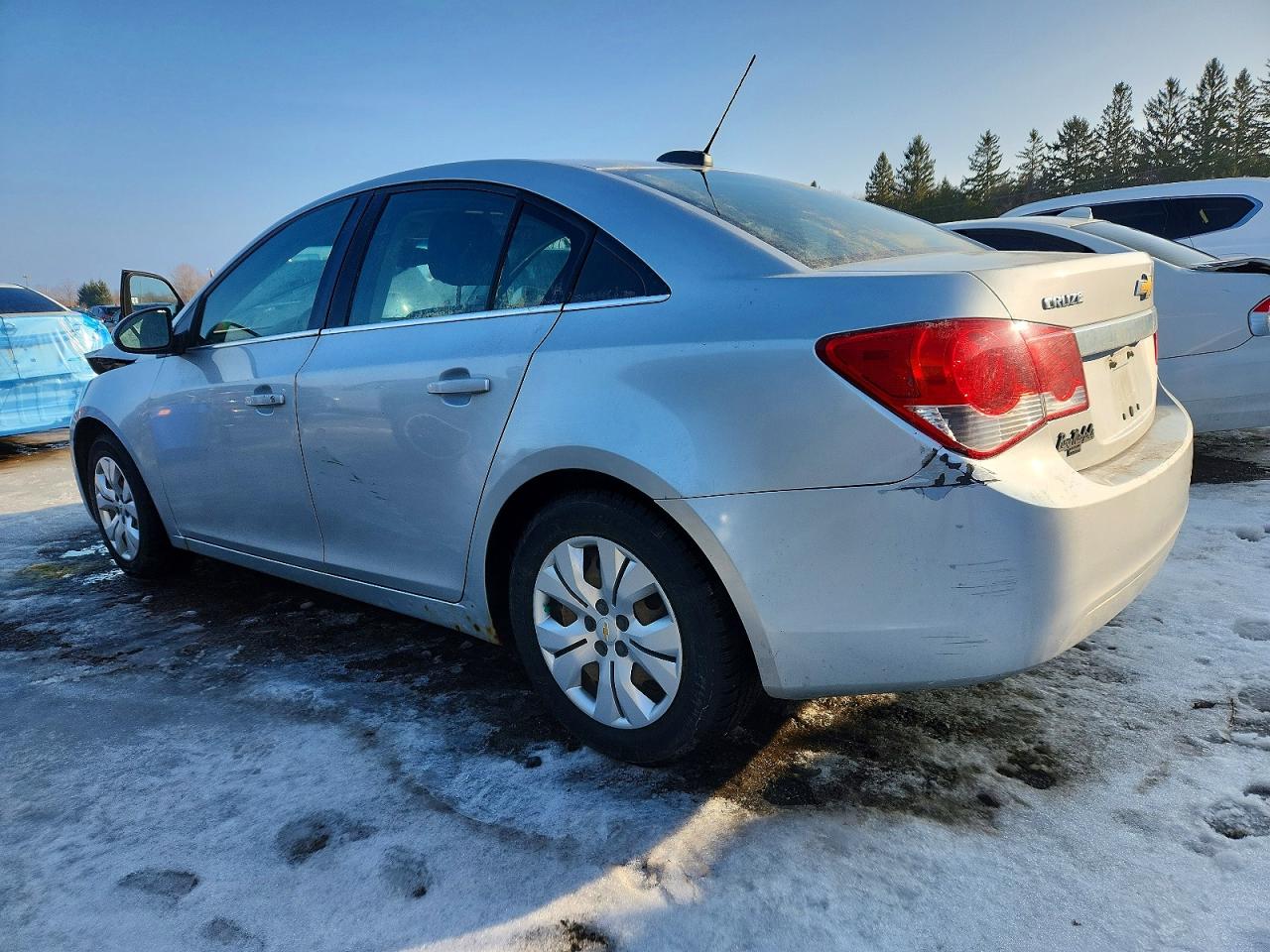 2016 CHEVROLET CRUZE LIMITED LT photo 2