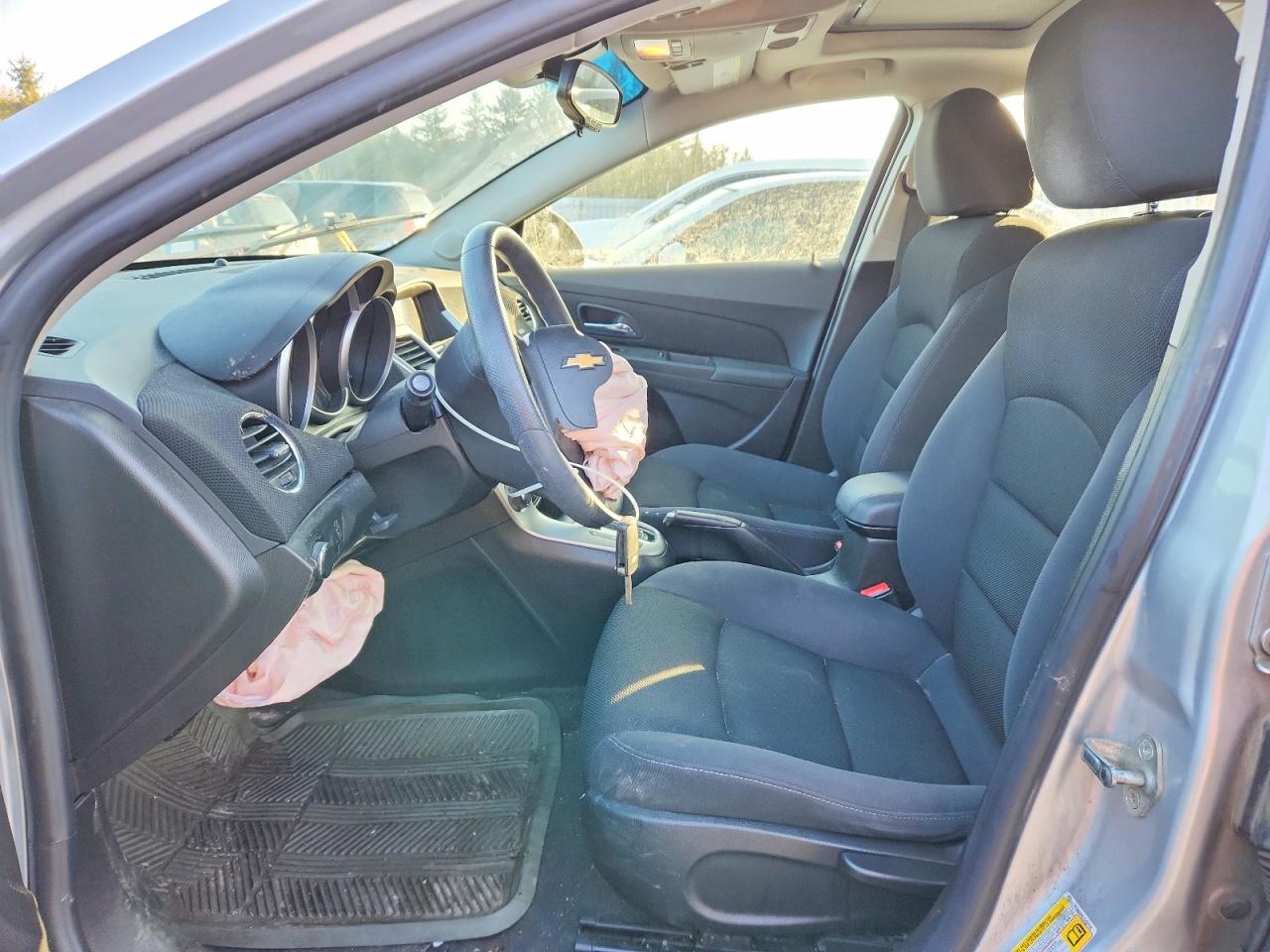 2016 CHEVROLET CRUZE LIMITED LT photo 7