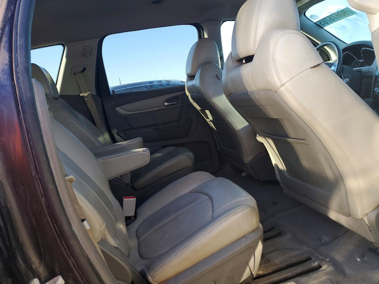 2014 CHEVROLET TRAVERSE LT photo 11