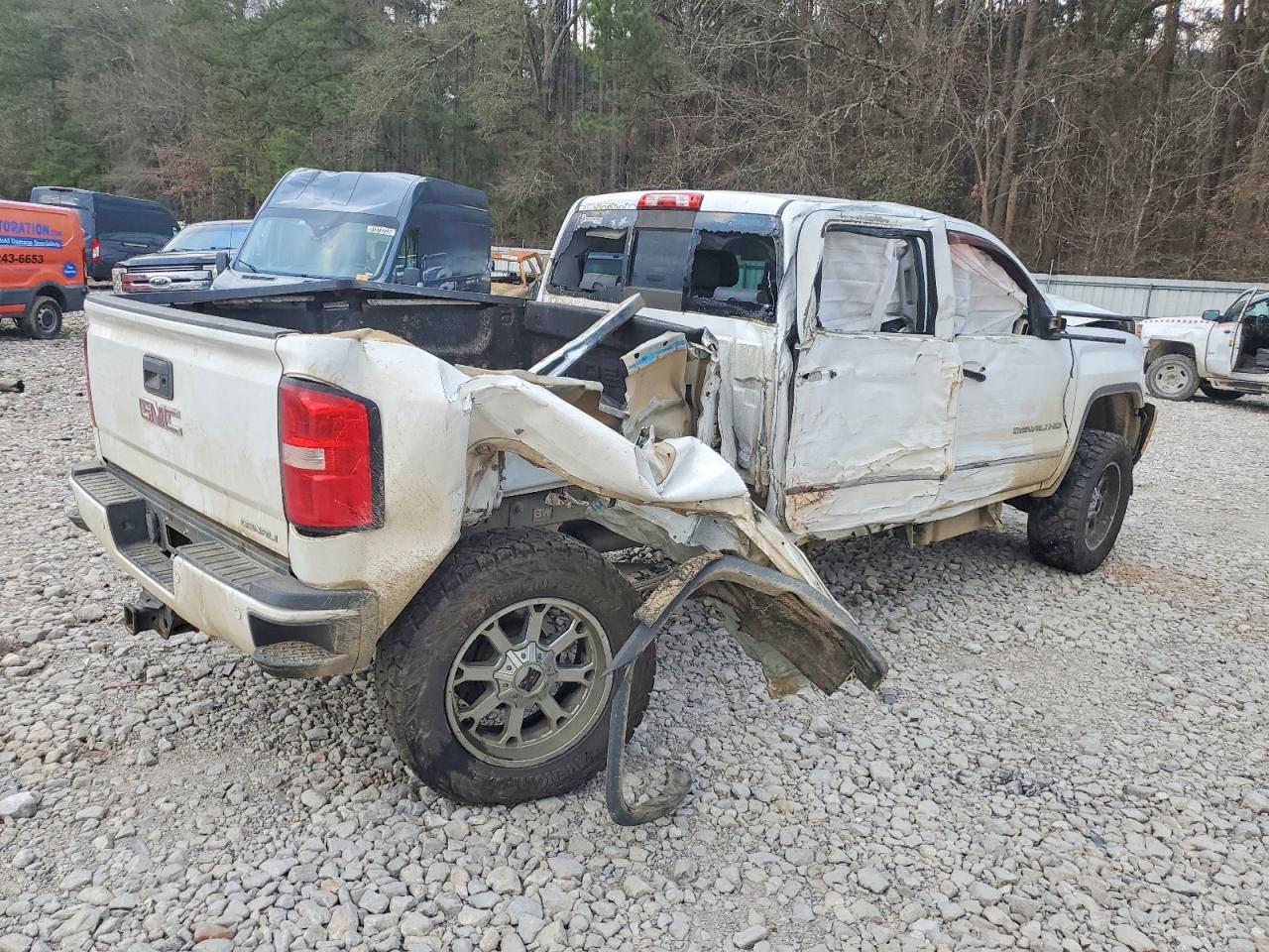 2015 GMC SIERRA K2500 DENALI photo 5