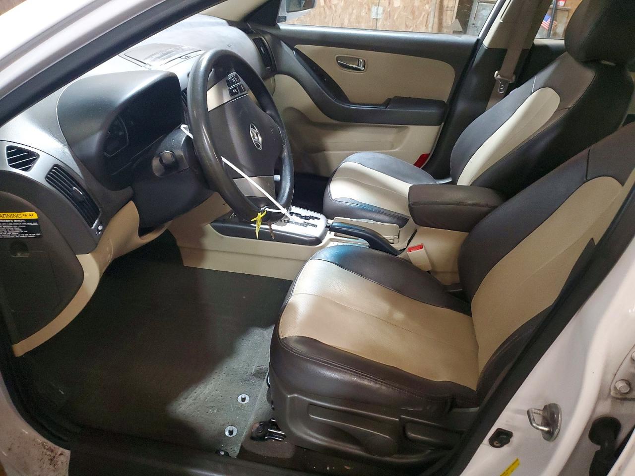 2010 HYUNDAI ELANTRA photo 7