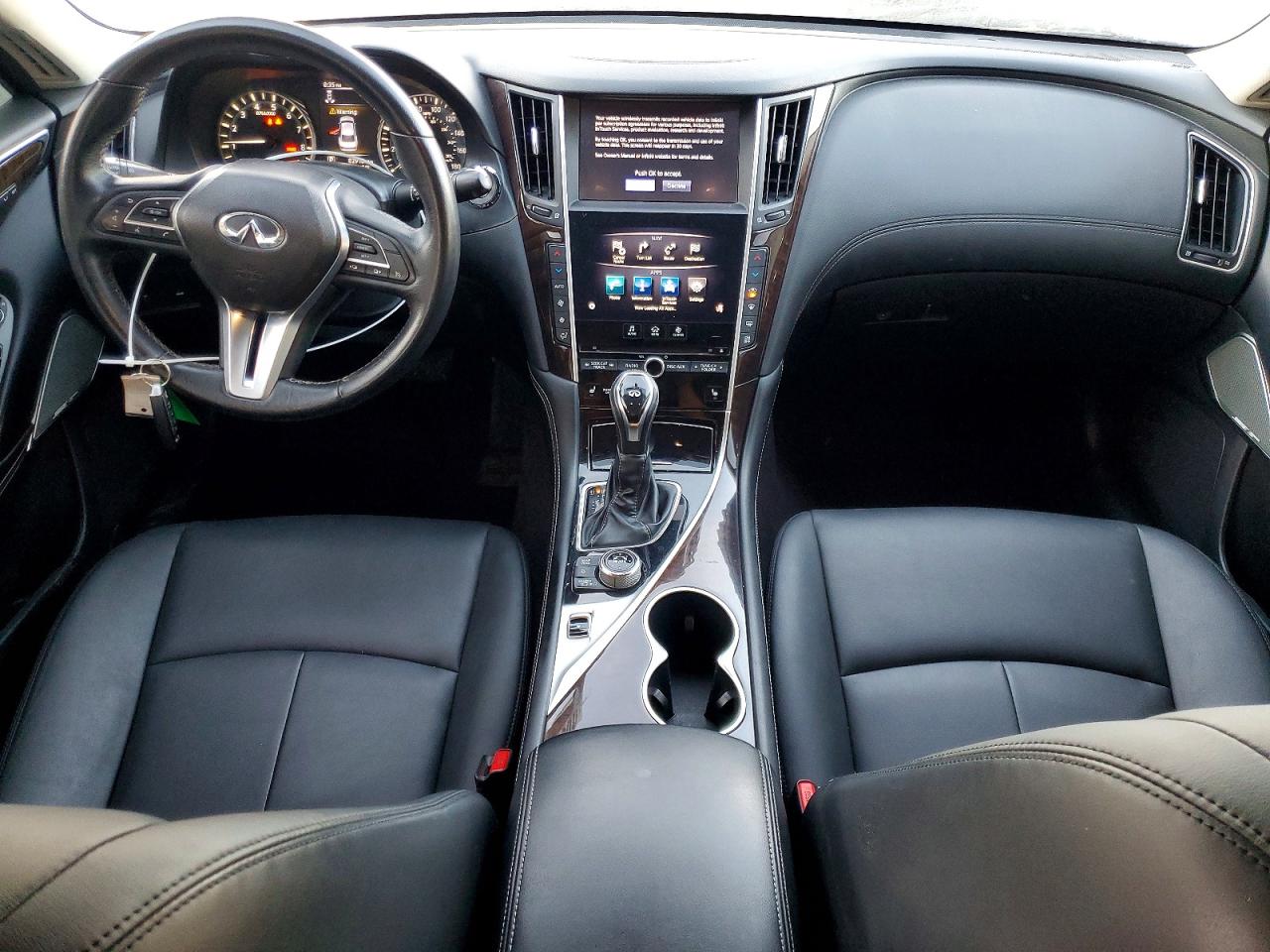 2018 INFINITI Q50 photo 8