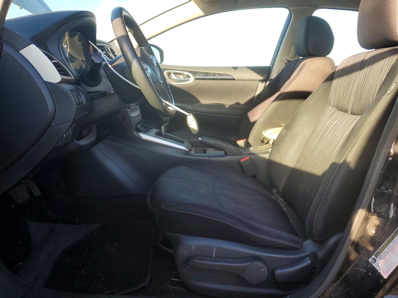2017 NISSAN SENTRA S photo 7
