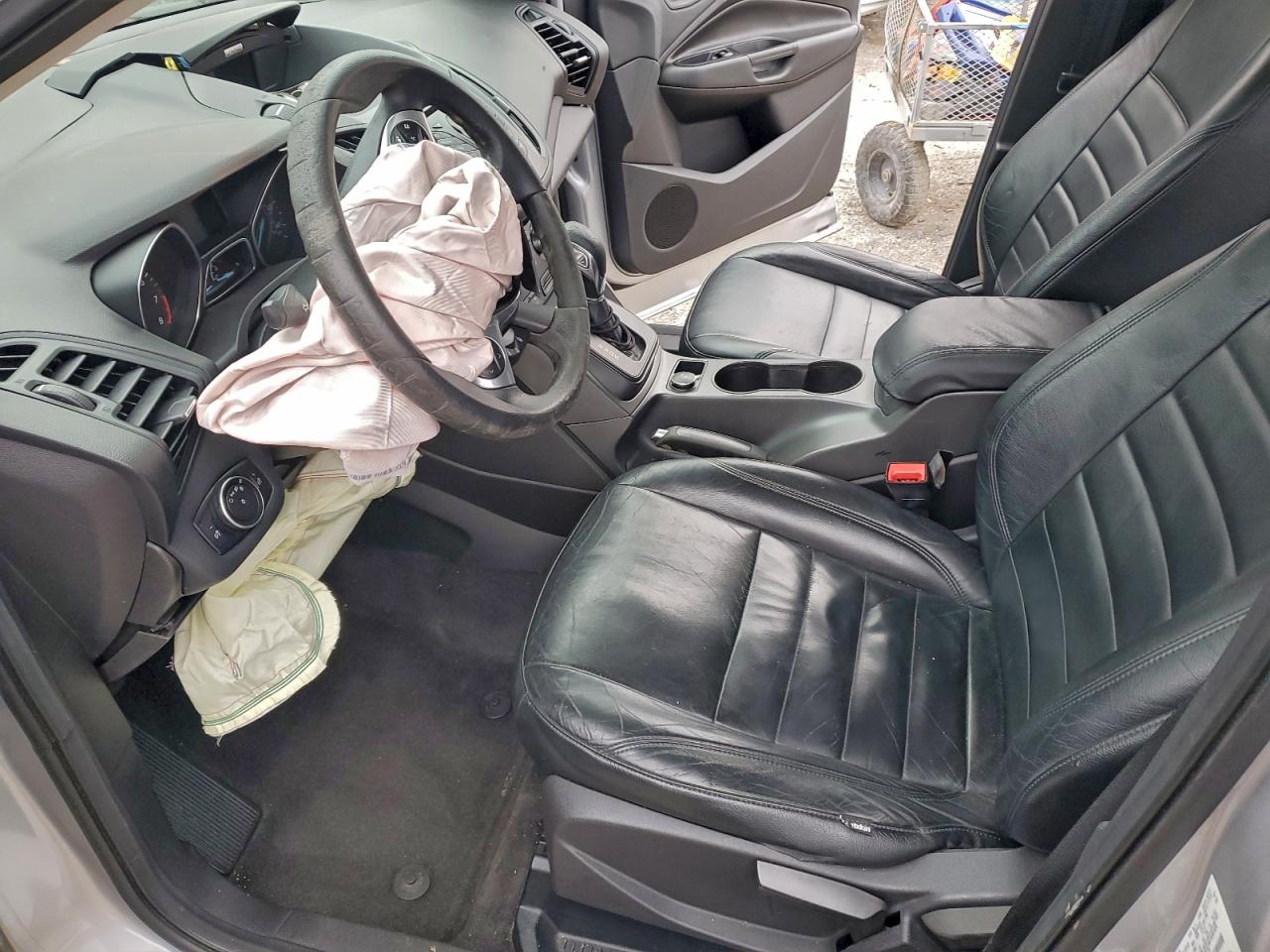 2016 FORD ESCAPE S photo 7