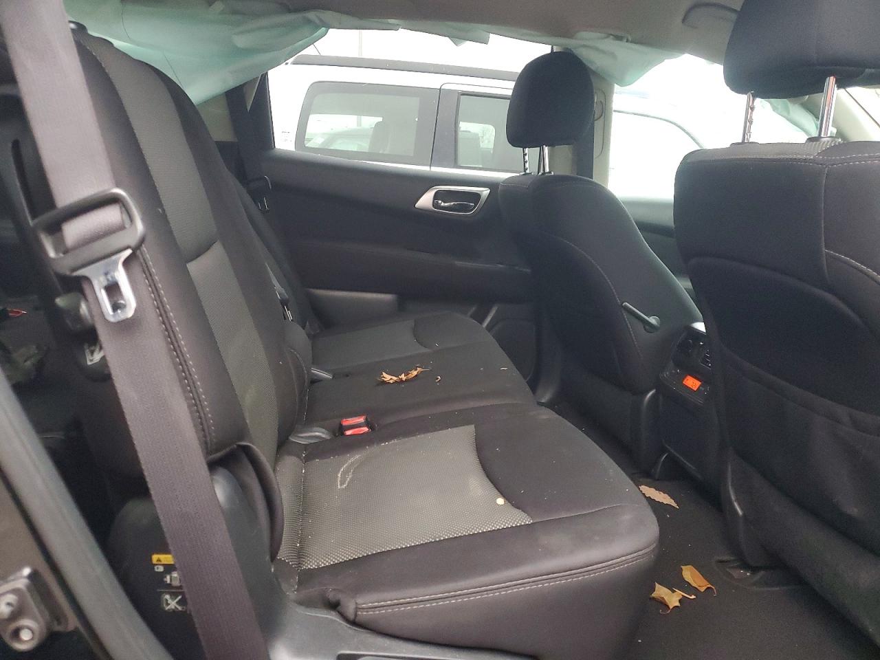 2017 NISSAN PATHFINDER S photo 11