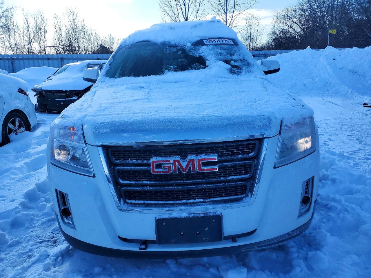 2015 GMC TERRAIN SLE photo 5