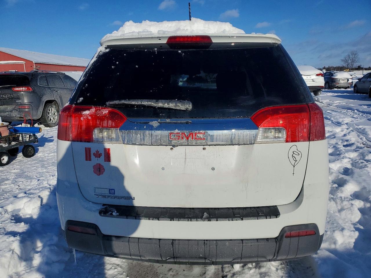 2015 GMC TERRAIN SLE photo 6
