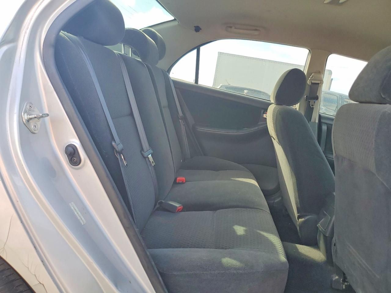 2006 TOYOTA COROLLA CE photo 10