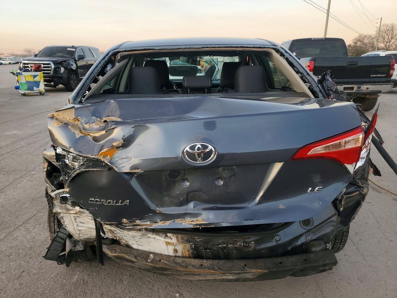 2016 TOYOTA COROLLA L photo 6