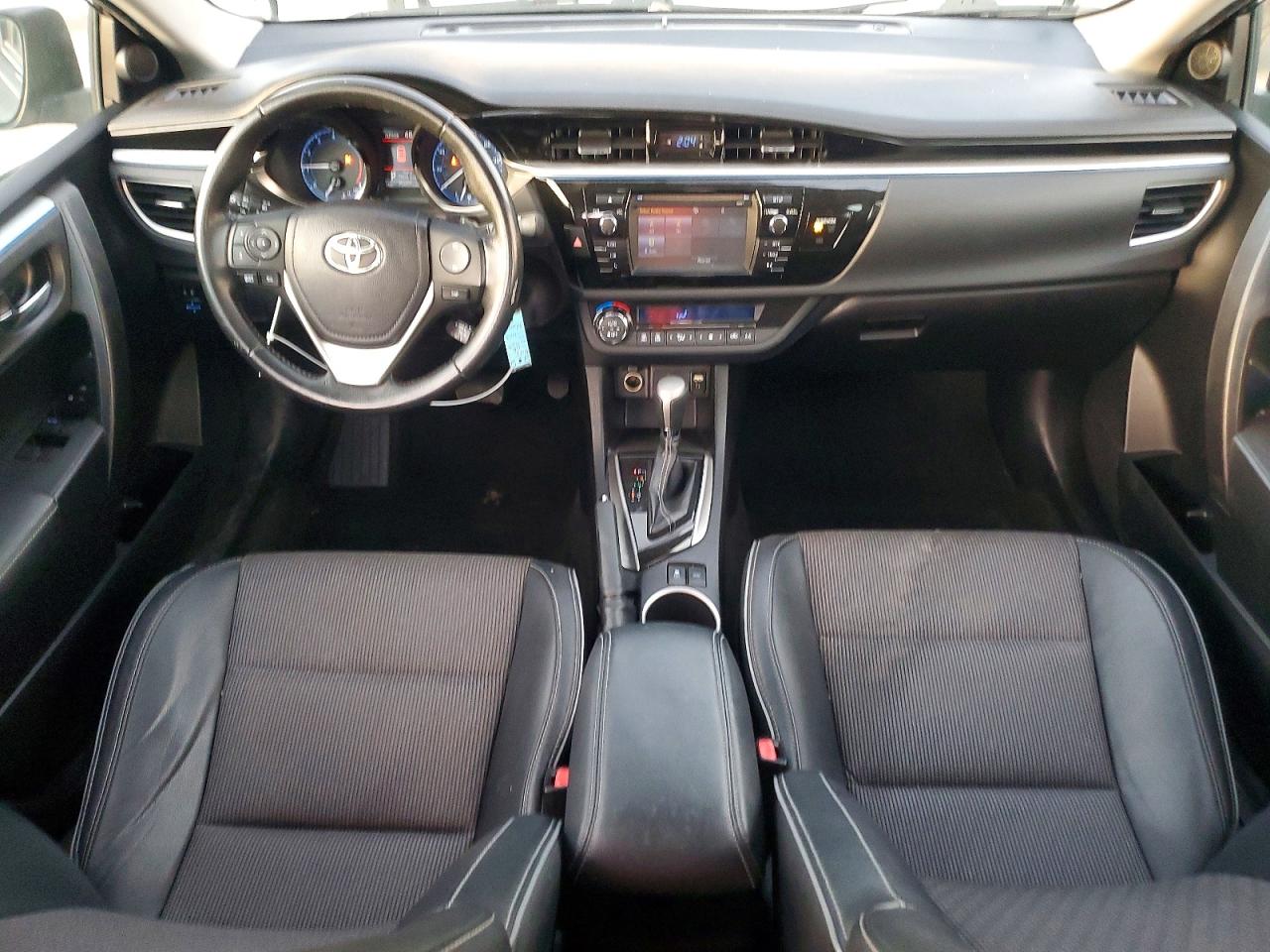 2016 TOYOTA COROLLA L photo 8