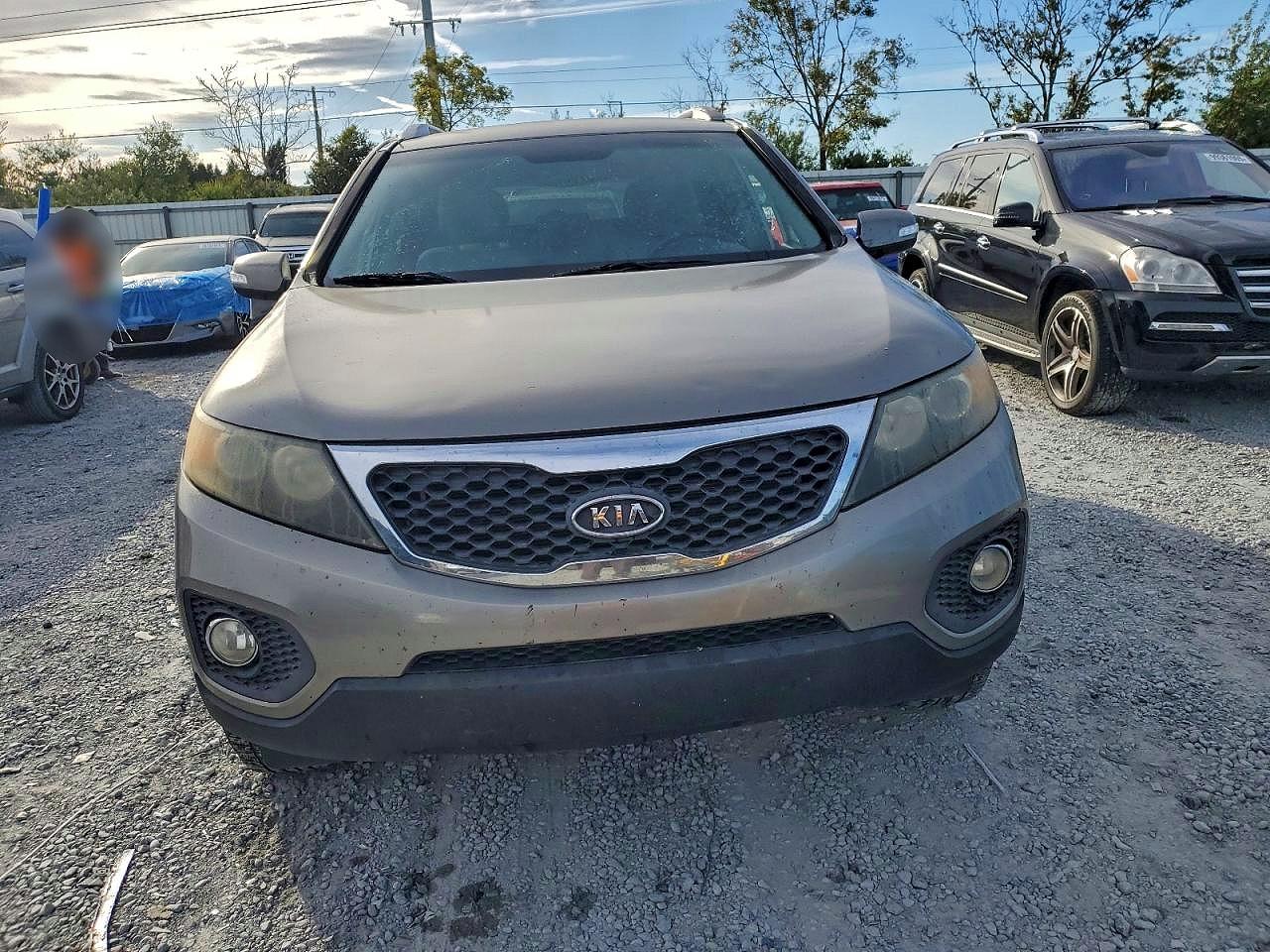 2011 KIA SORENTO BASE photo 5