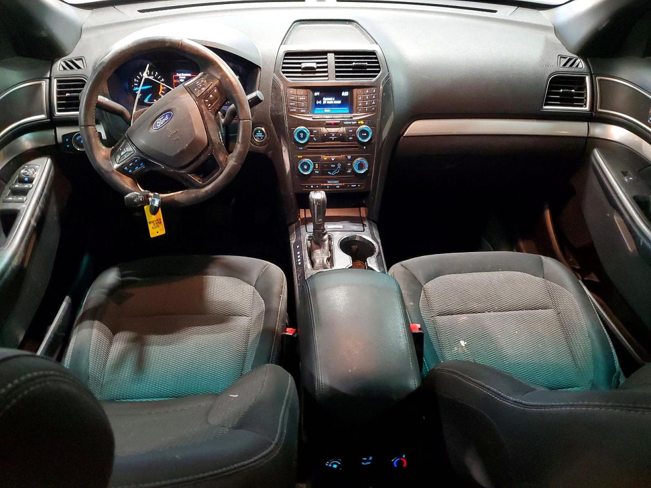 2017 FORD EXPLORER XLT photo 15