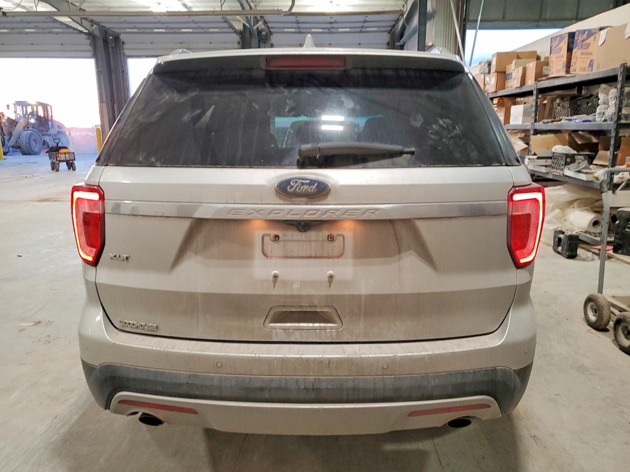 2017 FORD EXPLORER XLT photo 11