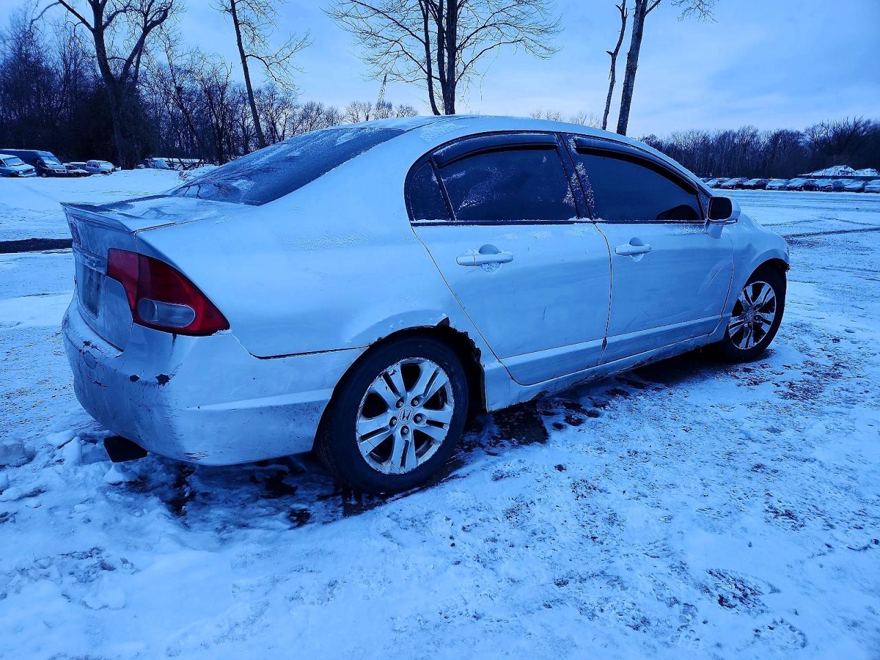 2010 HONDA CIVIC LX photo 3