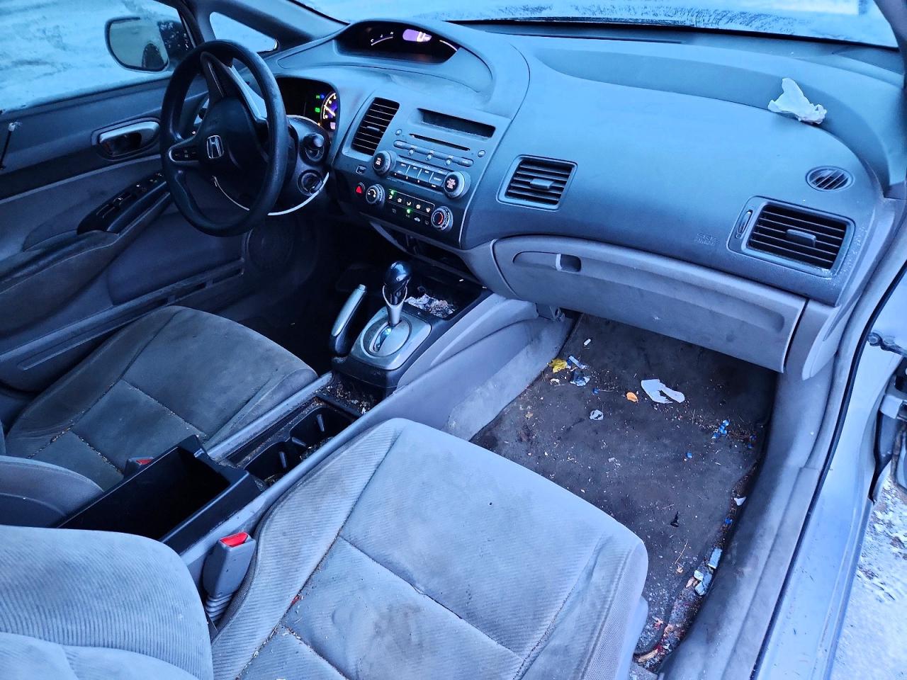 2010 HONDA CIVIC LX photo 8