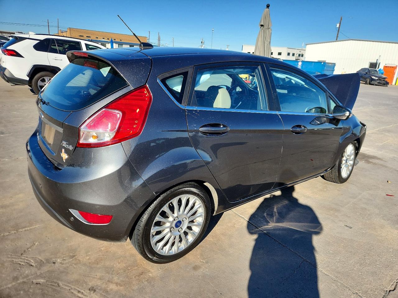 2015 FORD FIESTA TITANIUM photo 3