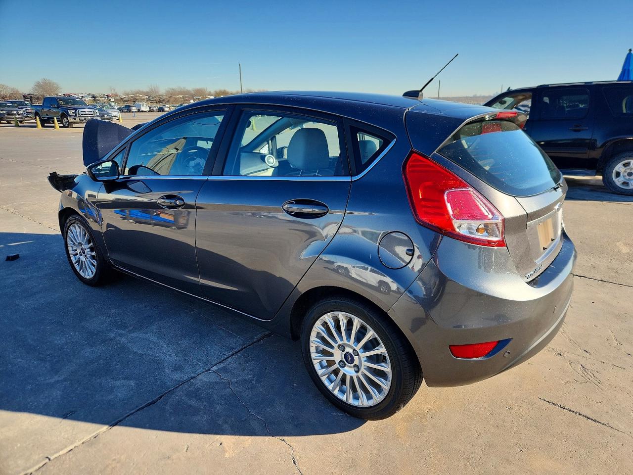 2015 FORD FIESTA TITANIUM photo 2