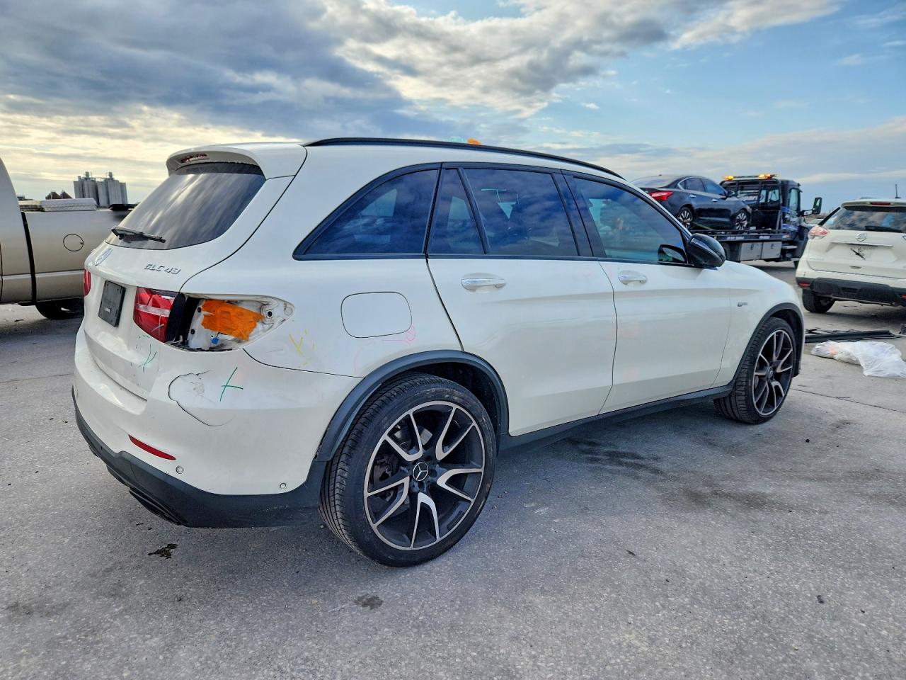 2018 MERCEDES-BENZ GLC 43 4MATIC AMG photo 3