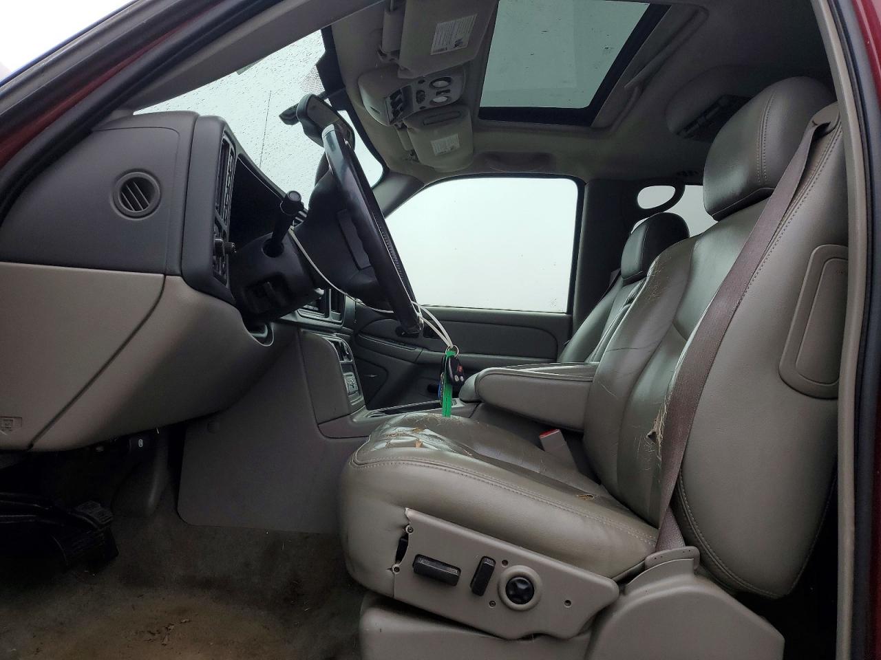 2004 CHEVROLET SUBURBAN K1500 photo 13