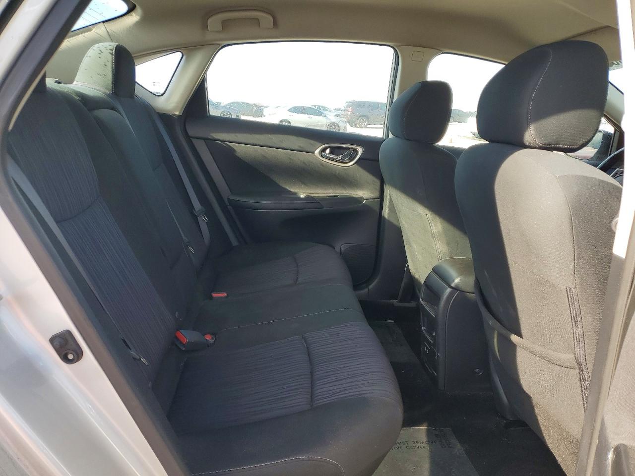 2019 NISSAN SENTRA S photo 19