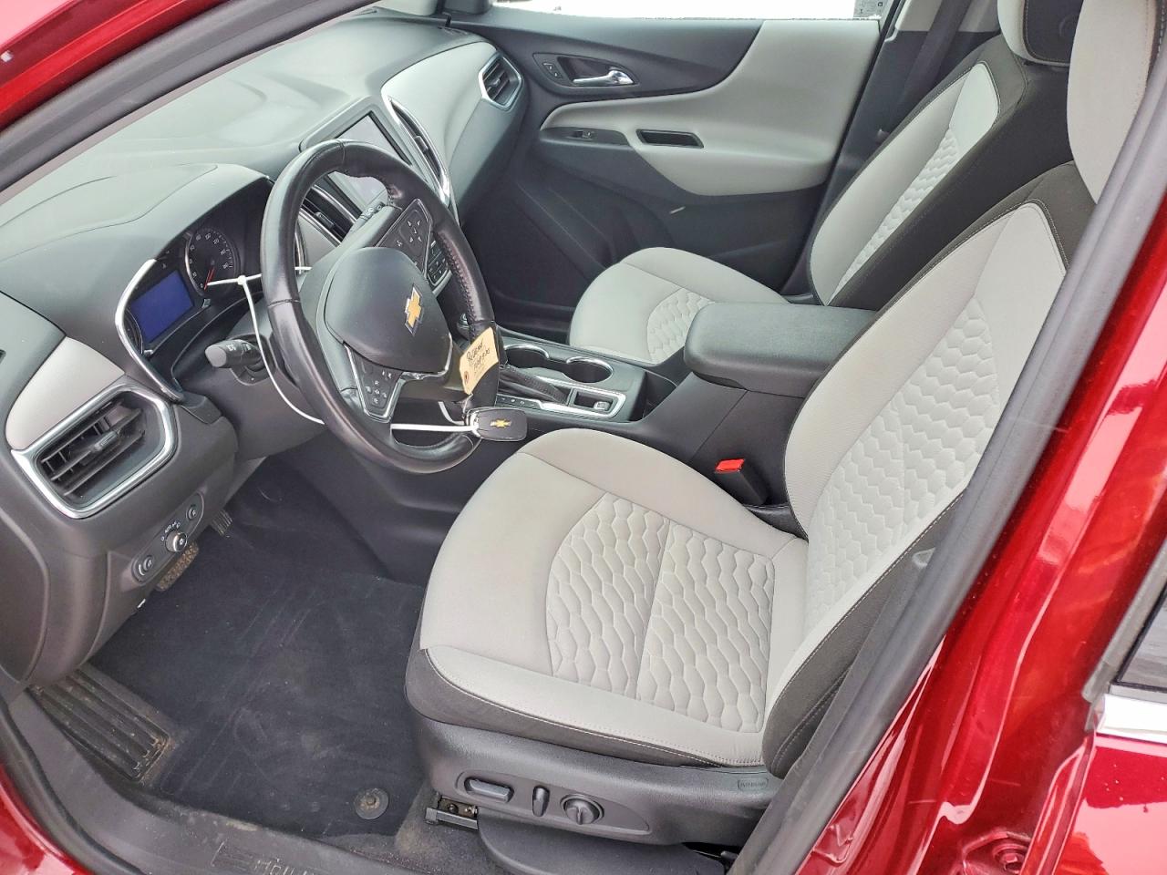 2020 CHEVROLET EQUINOX LT photo 7