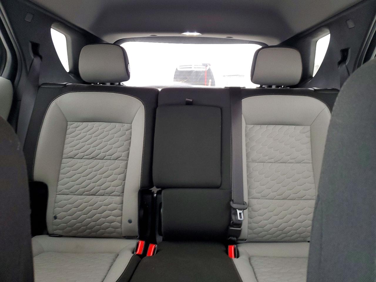 2020 CHEVROLET EQUINOX LT photo 10