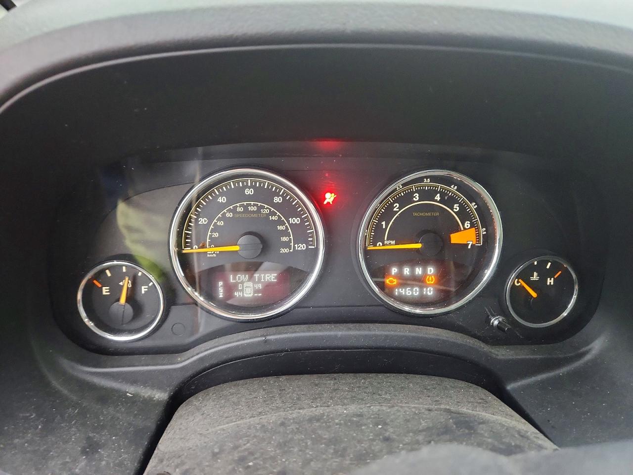 2014 JEEP COMPASS LATITUDE photo 25