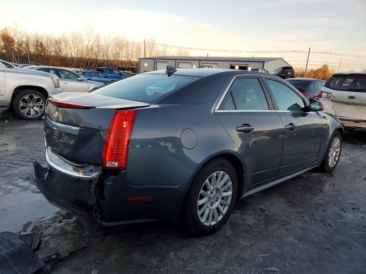 2012 CADILLAC CTS photo 3