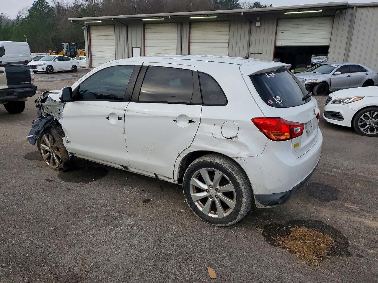 2015 MITSUBISHI OUTLANDER SPORT ES photo 2