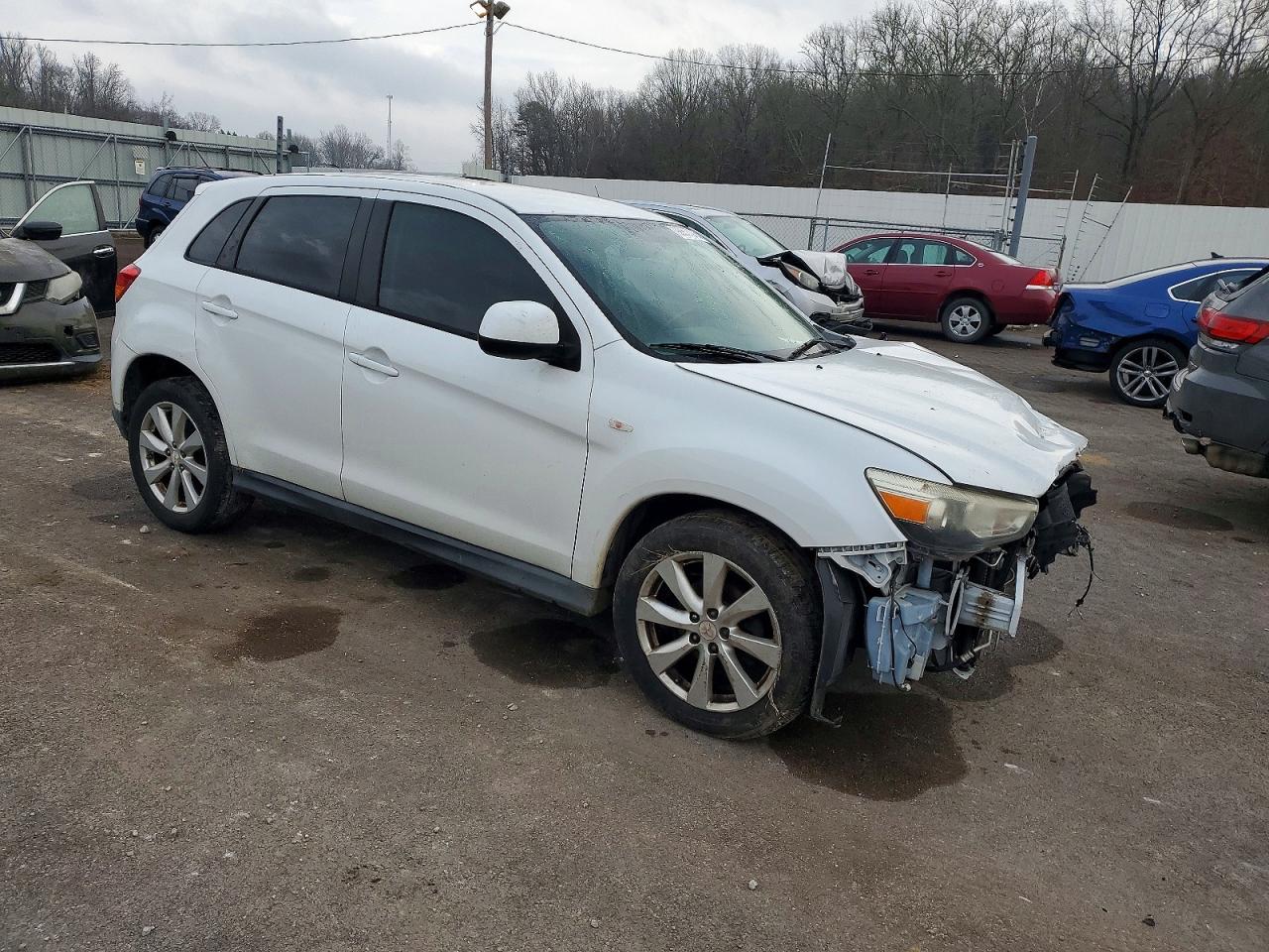 2015 MITSUBISHI OUTLANDER SPORT ES photo 4