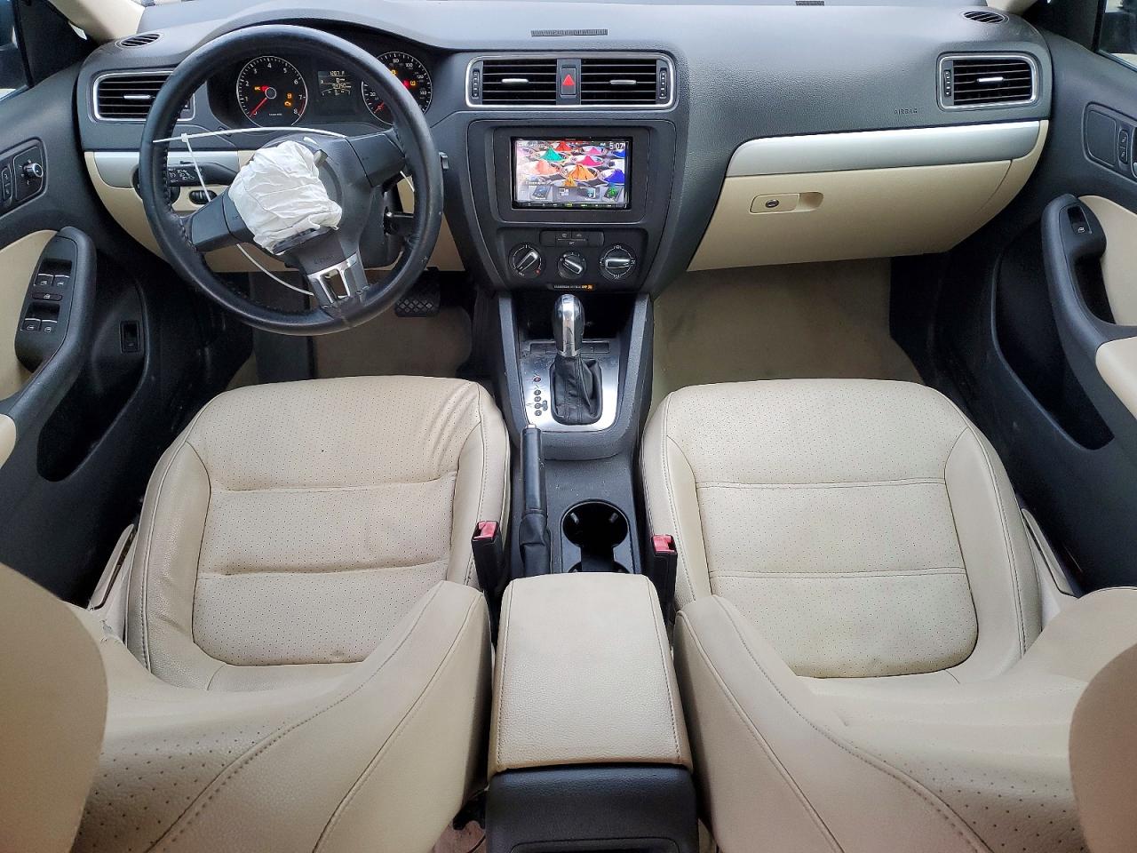 2013 VOLKSWAGEN JETTA SE photo 8