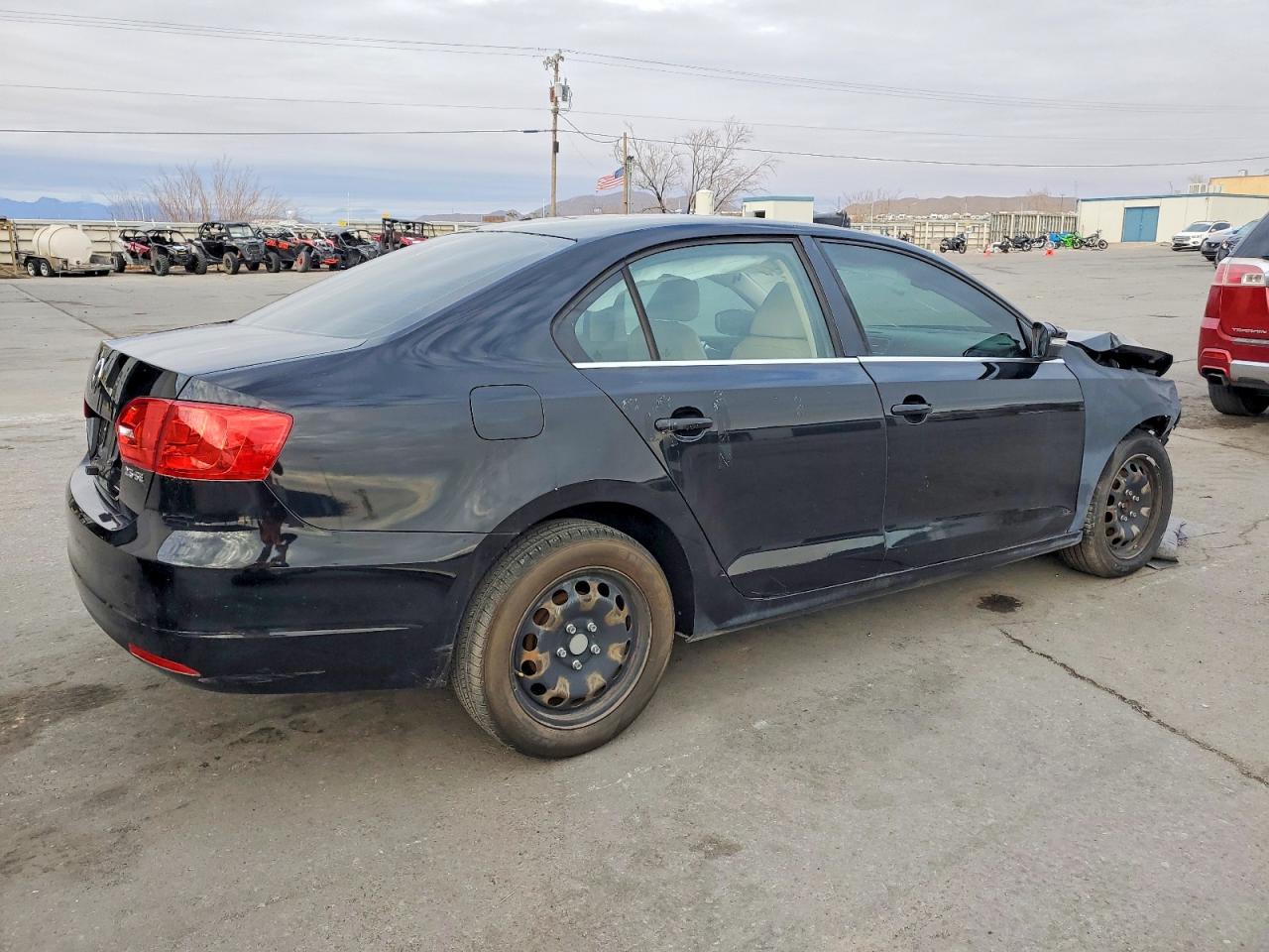 2013 VOLKSWAGEN JETTA SE photo 3