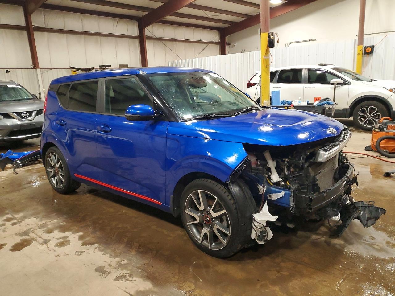 2021 KIA SOUL GT-LINE TURBO photo 4