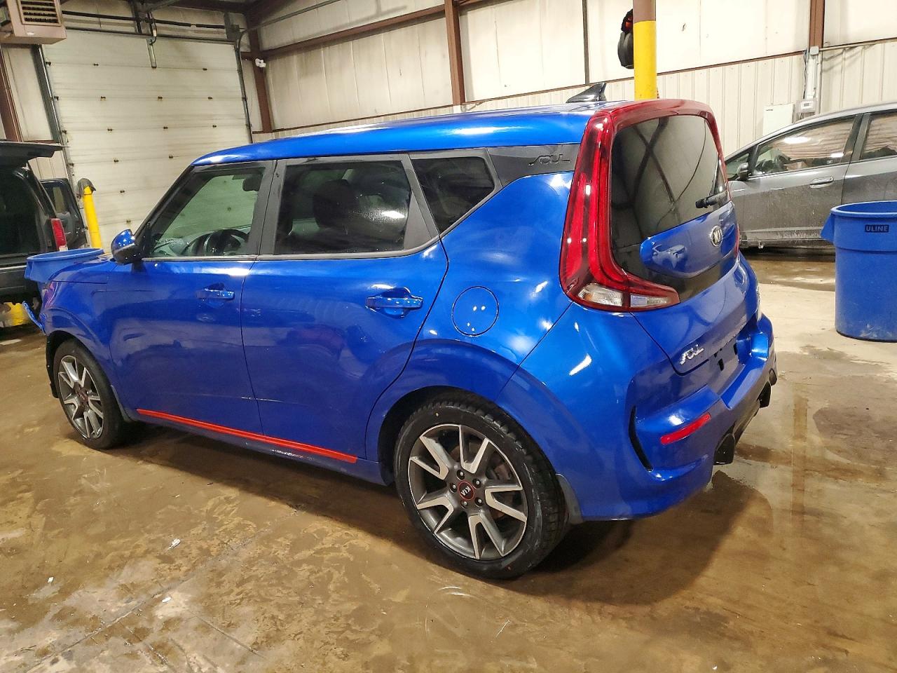 2021 KIA SOUL GT-LINE TURBO photo 2