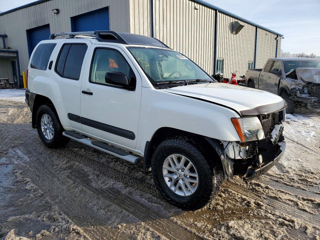 2015 NISSAN XTERRA X photo 4