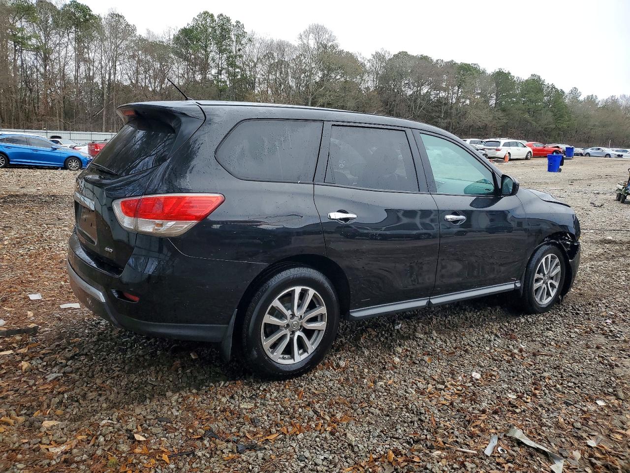 2013 NISSAN PATHFINDER S photo 5