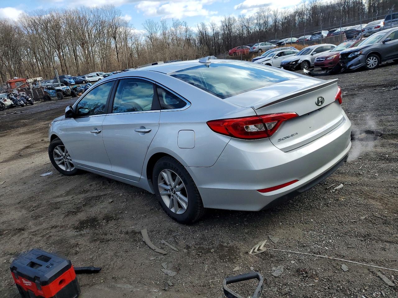 2016 HYUNDAI SONATA SE photo 2