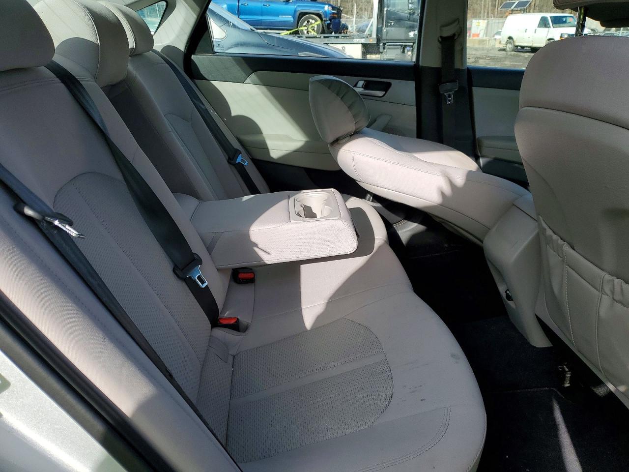 2016 HYUNDAI SONATA SE photo 10