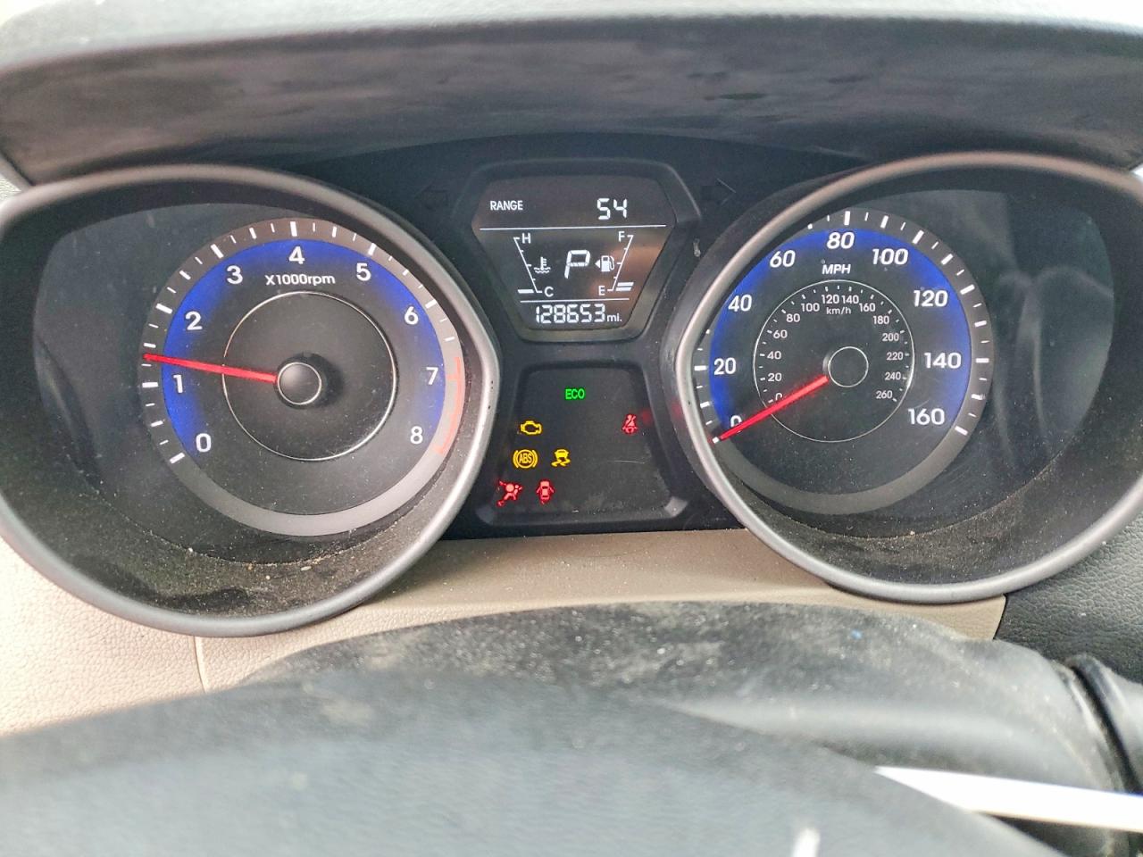 2015 HYUNDAI ELANTRA SE photo 17